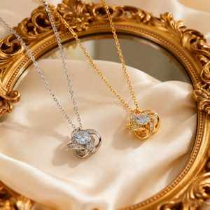 Collier en acier inoxydable plaqué or 18 carats avec pendentif fleur en zircon brillant, chaîne de clavicule inaltérable - Product Image 1