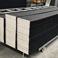 Panneaux muraux extérieurs isolants de 40 cm de large en acier Galvalume avec âme en mousse PU, durables pour les murs de garage et d'atelier