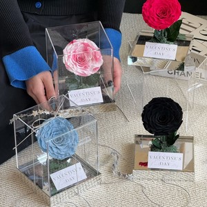 Bouquet di Rose Eterne - Regalo Romantico per San Valentino, Rosa Preservata in Scatola - Product Image 4