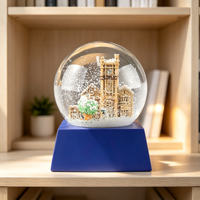 Boule de neige en résine avec horloge et modèle de tour, décoration de bureau miniature, ornement architectural en verre