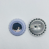 Badge en fer blanc imprimé avec logo personnalisé, type bouchon de bouteille, pour bouteille de bière, ou comme bouton ou épinglette, idéal comme cadeau