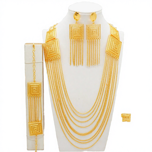 ชุดเครื่องประดับหรูหราเคลือบทอง 24K จาก Jingyue Fashion ประกอบด้วยสร้อยคอ แหวน กำไลข้อมือ ต่างหู สำหรับผู้หญิง เหมาะสำหรับงานหมั้น งานครบรอบ สไตล์อินเดีย - Product Image 4