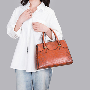 Ensemble de sacs à main tendance pour femmes, sac à main en jacquard, sacs à main en cuir pu à motif crocodile, ensemble de 3 pièces de luxe pour dames - Product Image 6