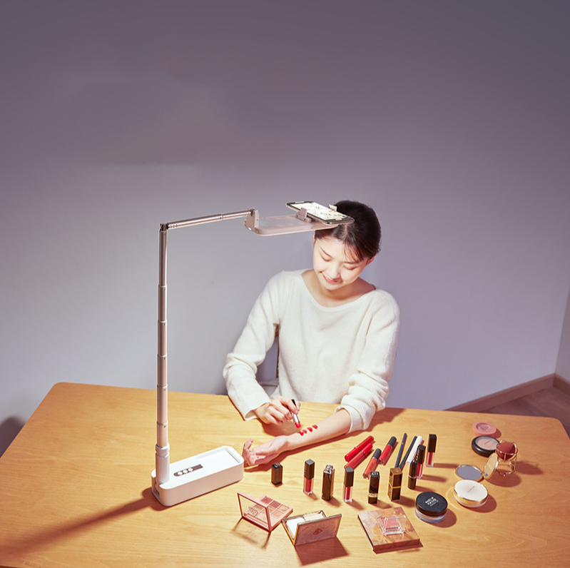 2021 selfie stick with ring light wireless bracket fill light integrated multi-function retractable overhead shooting bracket