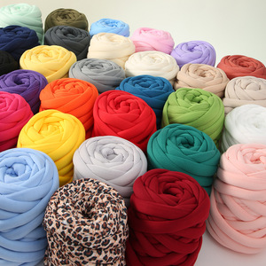 Fil à tricoter islandais épais et volumineux pour tricot à la main, écharpes, tricotage au bras, artisanat DIY, vente en gros, couleur personnalisée OEM - Product Image 4