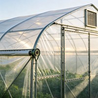 Grand kit de serre tunnel monocouche en PE avec système de culture intégré pour laitues et légumes