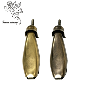 Ataúd Funerario <span class=keywords><strong>de</strong></span> Madera <span class=keywords><strong>de</strong></span> Caoba <span class=keywords><strong>de</strong></span> Alta Gama con Relieves <span class=keywords><strong>de</strong></span> la Última Cena y Estatua <span class=keywords><strong>de</strong></span> la Piedad, Interior Crema, Católico - Product Image 3