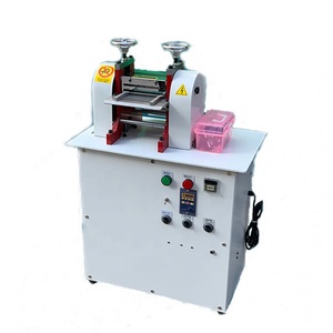 Machine de pressage à rouleaux pneumatique pour gravure et gaufrage de ceintures en cuir, fournisseur chinois - Product Image 1
