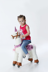 Neues Unisex-Spielzeug mit großem Aufsitz tier Mechanische Pferde mit Esels chafen und Einhorn für Kinder aus strap azier fähigem Kunststoff - Product Image 2