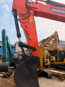 Excavadora Usada Modelo 2023 DOOSAN DX340LCA de 34 Toneladas, Excavadora de Orugas Grande de Segunda Mano DX340LCA, Fabricada en Corea del Sur - Product Image 4