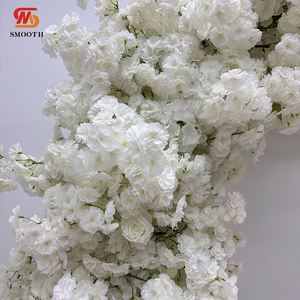 Arche florale circulaire LEDA Nature, arche de fleurs blanches en forme de rose, arche de fleurs pour mariage en plein air, fond de scène pour allée - Product Image 3