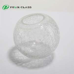 Abat-jour en verre opale brillant craquelé de taille moyenne avec LED dimmable pour lustre et suspension, protection oculaire - Product Image 3