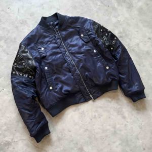 Blousons Anorak et Manteaux Bomber pour Hommes, Coupe Oversize Vintage, Hiver, Coupe-Vent, Épais, Entièrement Zippés, en Nylon Satiné Matelassé, Style Boxy et Rembourré - Product Image 1