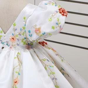 אופנה קיץ שרוולים קצרים פרחוני מרוסק פרחים מרוסק בעבודת יד באיכות גבוהה מותג מותאם אישית v בחזרה לבן מסיבה - Product Image 3