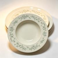 Assiette creuse en céramique gaufrée perlée de 9,6 pouces, motif floral vert, bol à pâtes, vaisselle de luxe, assiette de table