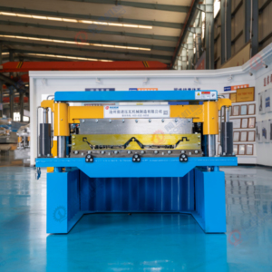 FORWARD Maximierung der Dacheffizienz mit Stehfalz-Rollformmaschinen - Product Image 1