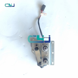 Moteur d'essuie-glace VOE14508630 VOE11205840 VOE11205832 pour pièces d'excavatrice EC210B EC290 EC380 EC480 - Product Image 4