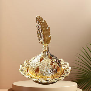 Bruciatore d'Incenso Creativo in Lega <span class=keywords><strong>di</strong></span> Zinco Stile Arabo Mediorientale con Caratteristiche <span class=keywords><strong>di</strong></span> Isolamento Termico e Antiustione, Modello del Produttore dello Zhejiang - Product Image 4