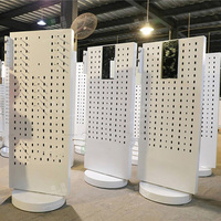 Vitrine de magasin d'optique, design moderne, sur mesure, robuste et durable, pour la vente au détail