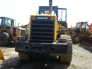 Cargadora Frontal Komatsu WA380 de Segunda Mano Premium, 15 Toneladas, Motor CAT, Cabina Confortable, Aire Acondicionado, Baja Vibración para Largas Horas de Trabajo - Product Image 6