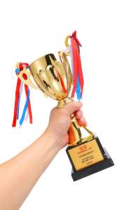 निर्माता कस्टम फुटबॉल बास्केटबॉल खेल ट्रॉफी कस्टम धातु स्वर्ण पुरस्कार क्रिकेट ट्रॉफी कप - Product Image 6