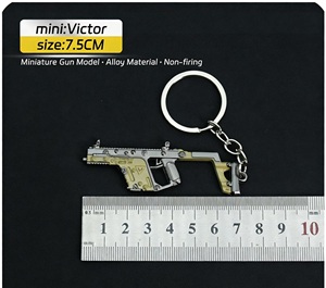 ขายส่งพวงกุญแจปืนโลหะผสมขนาดเล็ก 49 แบบ รุ่นปืนพก ของเล่นเท่ๆ สำหรับเด็กผู้ชาย ของตกแต่งกระเป๋าเป้สะพายหลัง ของขวัญวันเกิดสำหรับเด็กผู้ชาย - Product Image 6