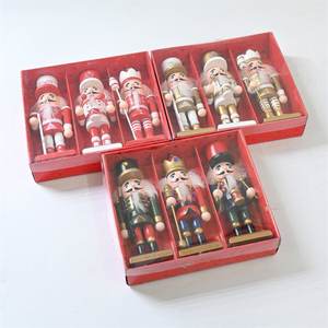 Vente en gros de soldats <span class=keywords><strong>casse</strong></span>-noisettes de 15 centimètres, ensemble de cadeaux, décoration de Noël festive, ornements de chambre, objets de collection - Product Image 1