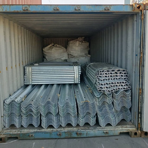 Ray Bảo Vệ Với Chùm Mạ Kẽm Nhúng Nóng AASHTO M180 Giá Bán Chạy Mỗi Mét - Product Image 6