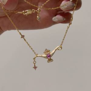 Collier pendentif en argent pur S925, fabrication artisanale italienne, finition brossée, style antique léger, chaîne de clavicule, œuf de pigeon - Product Image 1