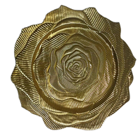 Assiettes de présentation rondes en plastique PP dorées, de luxe et durables, motif personnalisé pour mariages, hôtels et fêtes, vaisselle Fujian – Vente chaude