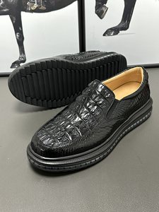Mocasines de piel de cocodrilo auténtica para hombre - Zapatos de vestir de lujo con suela gruesa y forro de piel de becerro, zapatos casuales para hombre - Product Image 2