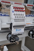 Machine à Broder YH 1202 Vente Chaude, 2 Têtes, 12 Aiguilles, Automatique et Informatisée, pour Casquettes/Plat/Vêtements, Double, Fabriquée en Chine