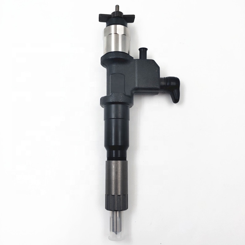 diesel fuel injector 095000-8980 095000-8793 095000-8633 8981675562 8981402493 8981398163 common rail injector for truck engine
