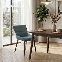 Meubles résidentiels VARIO House : conception et production en usine de tables et chaises de salle à manger