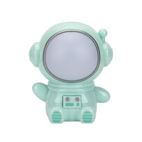 Lampe de bureau astronaute créative à LED, rechargeable par USB, veilleuse lunaire astronaute, lumière d'ambiance décorative pour anniversaire