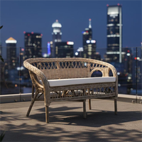 Canapé deux places CV Craftindo Mandalino, design asiatique fait main en bois et rotin, pour appartement, salon, hôtel, meubles de maison