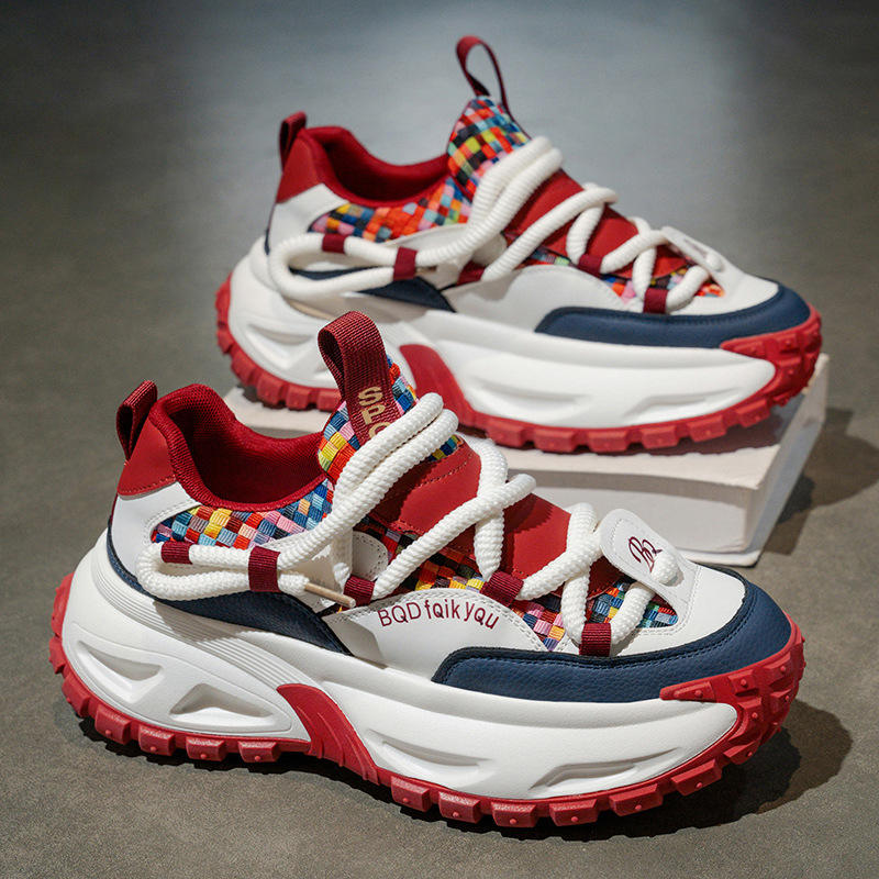 สีขาวและสีแดง