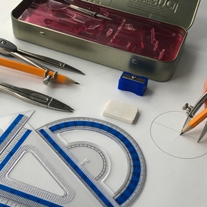 Wholesale High Quality Metal 9pcs School Professional Compass and Math <b>Set</b> for <b>Kids</b> - Product Image 4