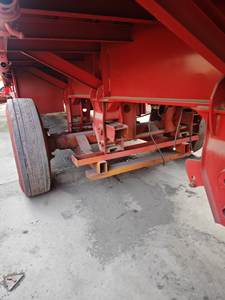 Semi-remorque à plateau en acier à trois essieux de 40 pieds, robuste, capacité 80T, pour le <span class=keywords><strong>transport</strong></span> de marchandises et de conteneurs polyvalents - Product Image 3