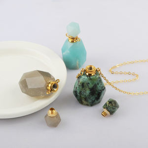 Collar con Botella de Perfume de Acero Inoxidable y Turquesa Natural G2012, Frasco para Aceites Esenciales, Collar de Cristal Curativo para Mujer - Product Image 4