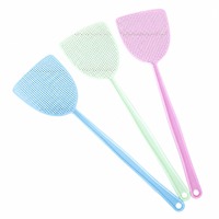 Ensemble de tapettes à mouches en plastique avec long manche, réutilisables, pour la maison, en bleu, vert et rose