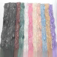 Tissu en dentelle perlée de luxe brodé en maille gazeuse avec perles et sequins en cristal 3D en relief pour mariages, célébrations, fêtes et costumes