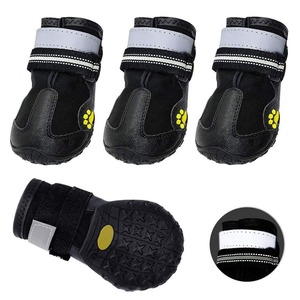 Chaussures <span class=keywords><strong>pour</strong></span> <span class=keywords><strong>chien</strong></span>, chaussures <span class=keywords><strong>pour</strong></span> animaux <span class=keywords><strong>de</strong></span> compagnie, design imperméable avec semelles en caoutchouc antidérapantes et <span class=keywords><strong>protection</strong></span> thermique <span class=keywords><strong>pour</strong></span> les pattes en été - Product Image 3