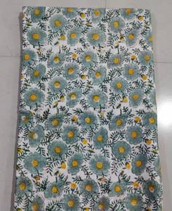 Tela de algodón con estampado de bloque de mano indio, restos de tela de encaje con diseño Floral para proyectos de costura de retazos acolchados - Product Image 2