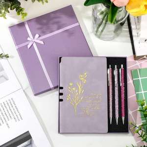 Set de Regalo: Cuaderno de Cuero A6 con Bolígrafo y Caja de Regalo para Compañeros de Trabajo, Personal, Maestros, Enfermeras, Voluntarios, Mujeres y Hombres - Product Image 4