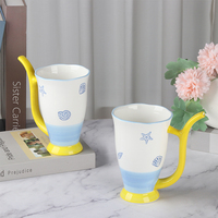 Tasse amusante en céramique peinte à la main avec paille intégrée 520 ml 17,5 oz, mug à boire en porcelaine avec couvercle pour la maison et le bureau