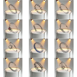 <span class=keywords><strong>Anillo</strong></span> <span class=keywords><strong>de</strong></span> <span class=keywords><strong>Plata</strong></span> <span class=keywords><strong>de</strong></span> Ley 925 <span class=keywords><strong>de</strong></span> Alta Calidad, <span class=keywords><strong>Anillo</strong></span> <span class=keywords><strong>de</strong></span> Zirconia Circular con Forma <span class=keywords><strong>de</strong></span> Corazón y Corona, Joyería <span class=keywords><strong>de</strong></span> Lujo para Mujer, Regalo - Product Image 2