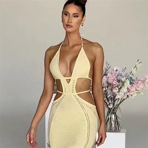 Traje de baño y ropa de playa para mujer Blusa Bohemia Crocheted Knit Bikini Plus Size Knitting Cover up Half Mid Length Cover Dress - Product Image 3