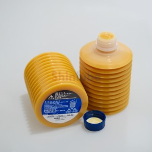 น้ำมันหล่อลื่นสำหรับเครื่องฉีดพลาสติก Lube LHL-300-700ML ขนาด 700 ซีซี สำหรับ Makino Hision Hision LHL300 - Product Image 2