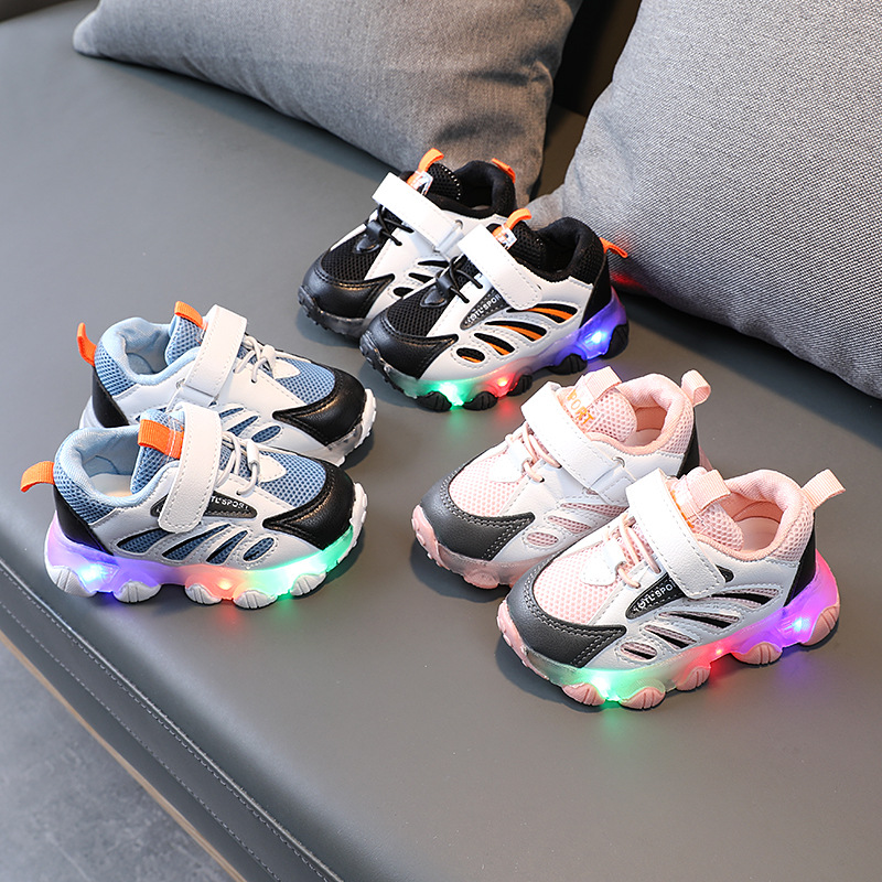 Низкая цена, детская обувь с подсветкой, водонепроницаемая Нескользящая спортивная обувь для бега